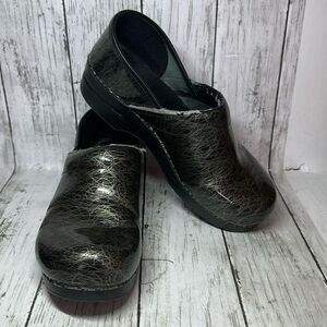 Dansko Clogs Black Slip On Sz 40 9.5 US Gold Scribble Chef Nurse Teacher Shoes